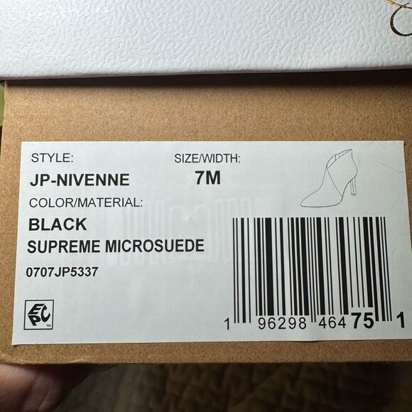 Jessica Simpson Ankle Boots - Picture 6 of 6